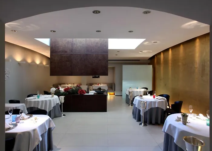 Parizzi Suites & Restaurant