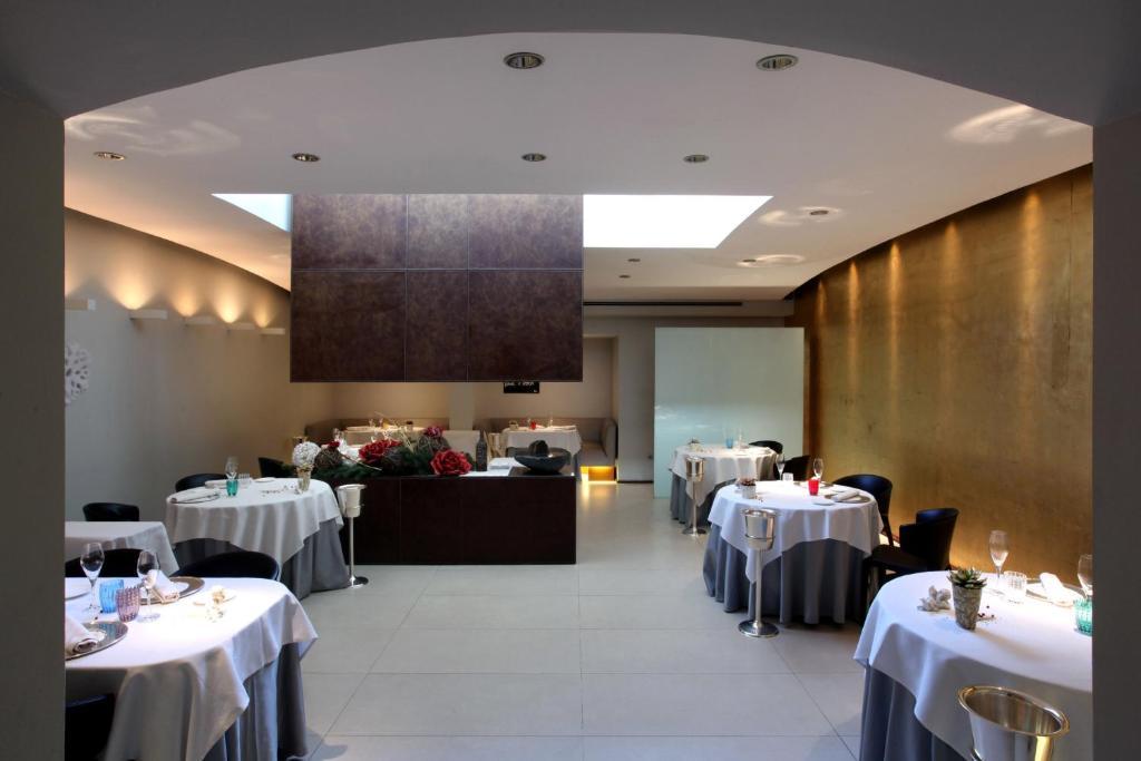 Parizzi & Restaurant Apart-hotel Parma