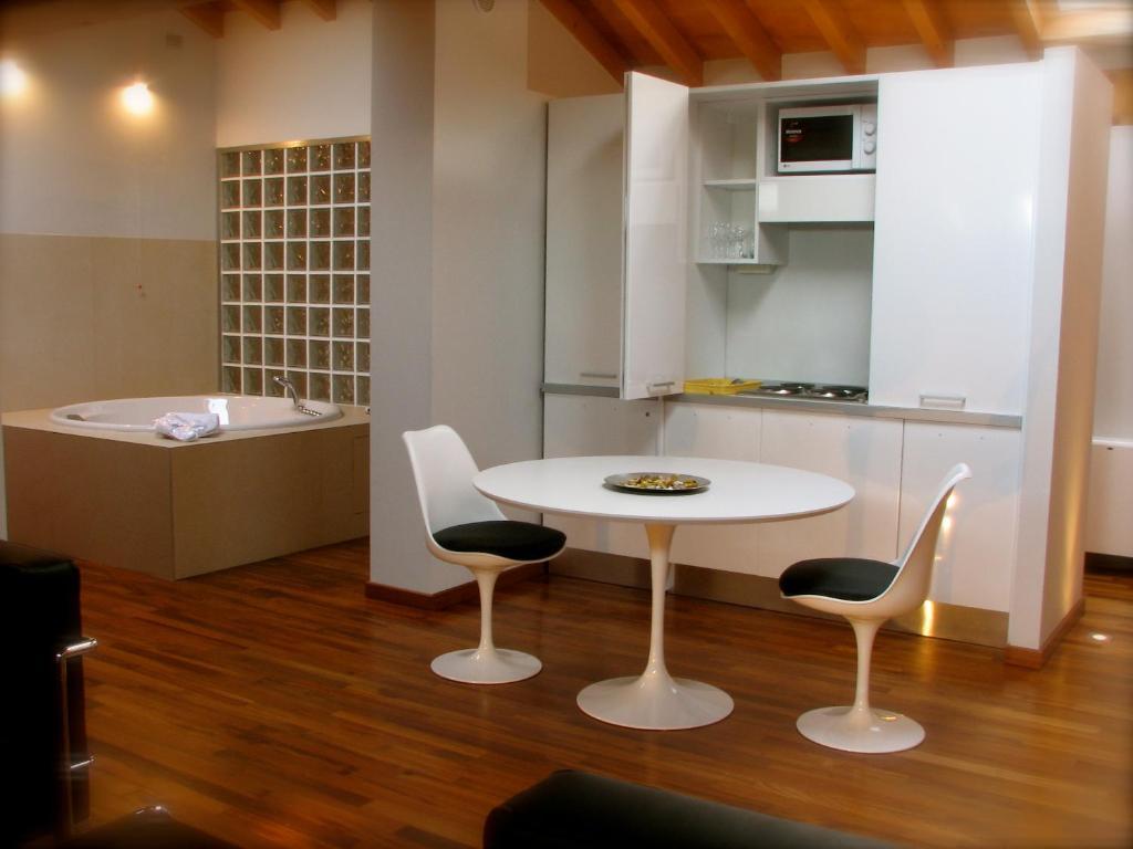 Apart-hotel Parizzi & Restaurant 4*