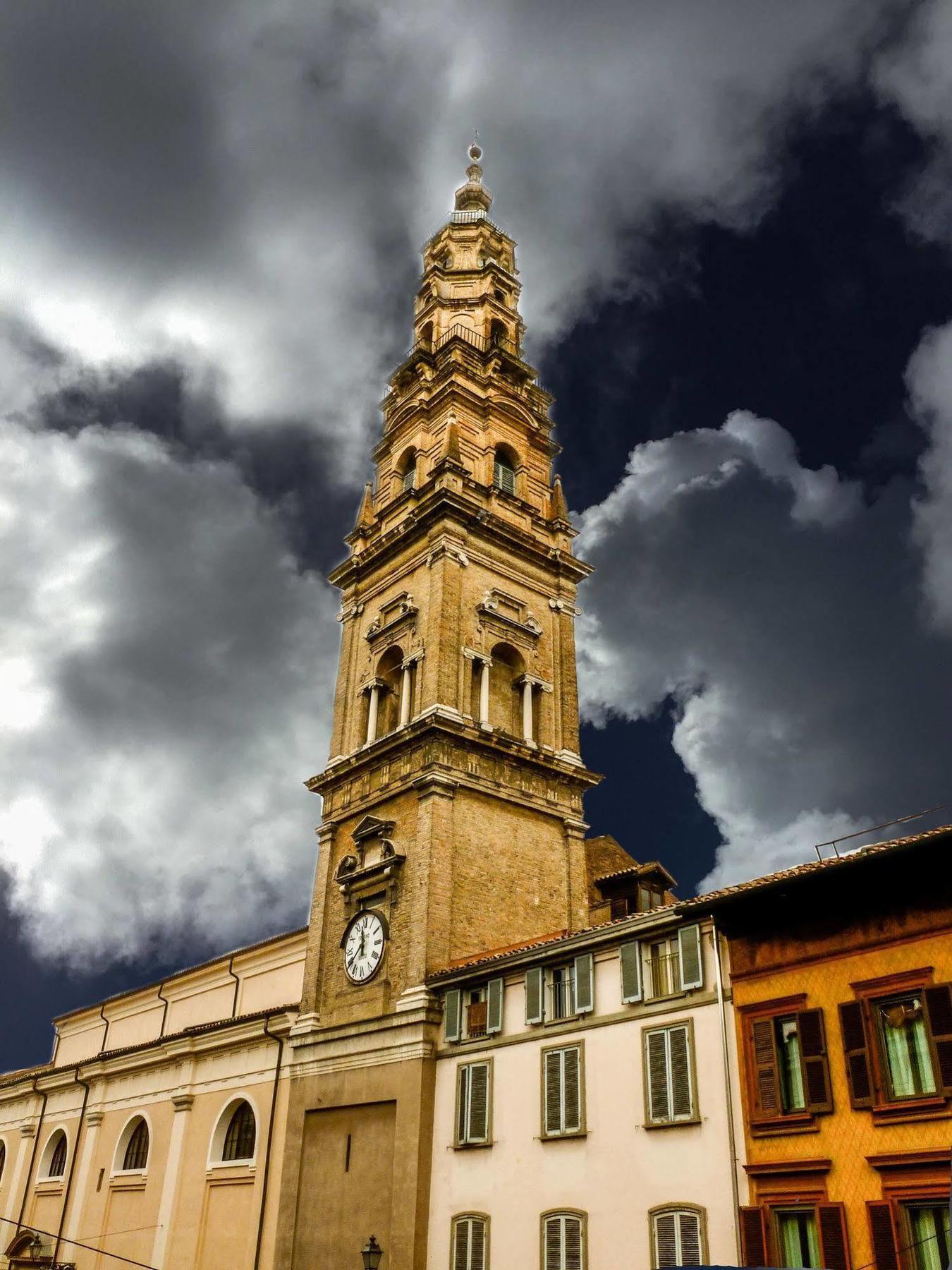 Parizzi & Restaurant Apart-hotel 4*